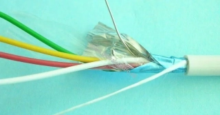 Kabel EZS VEZ 4x0,22 lanko 100m